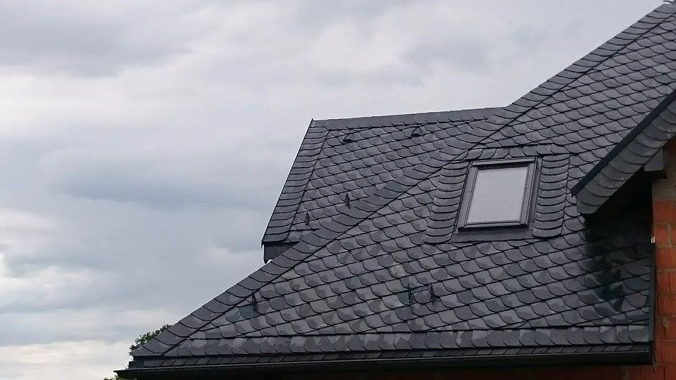 dach położony Łupkiem przez firmę Raf-dach